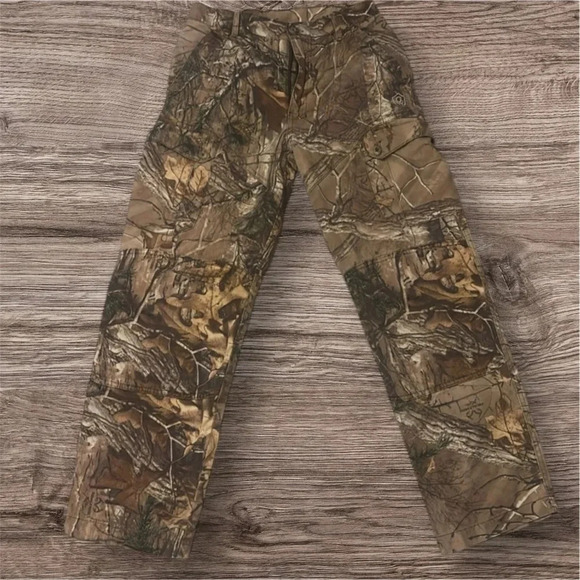 Real Tree Game Winner Camo Pants youth 24” - Picture 4 of 11